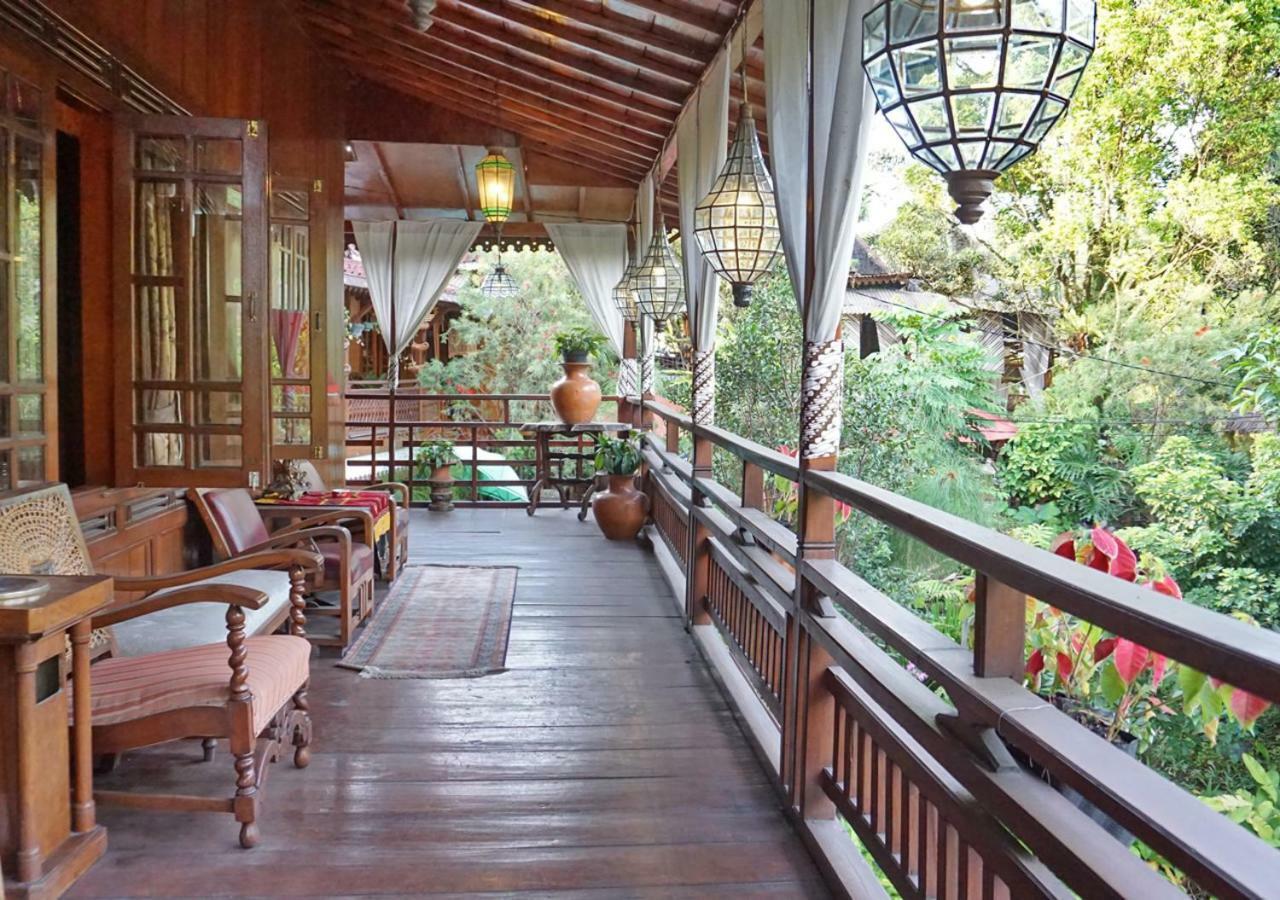 Badjoeri Ethnic Wooden Homestay باندونج المظهر الخارجي الصورة