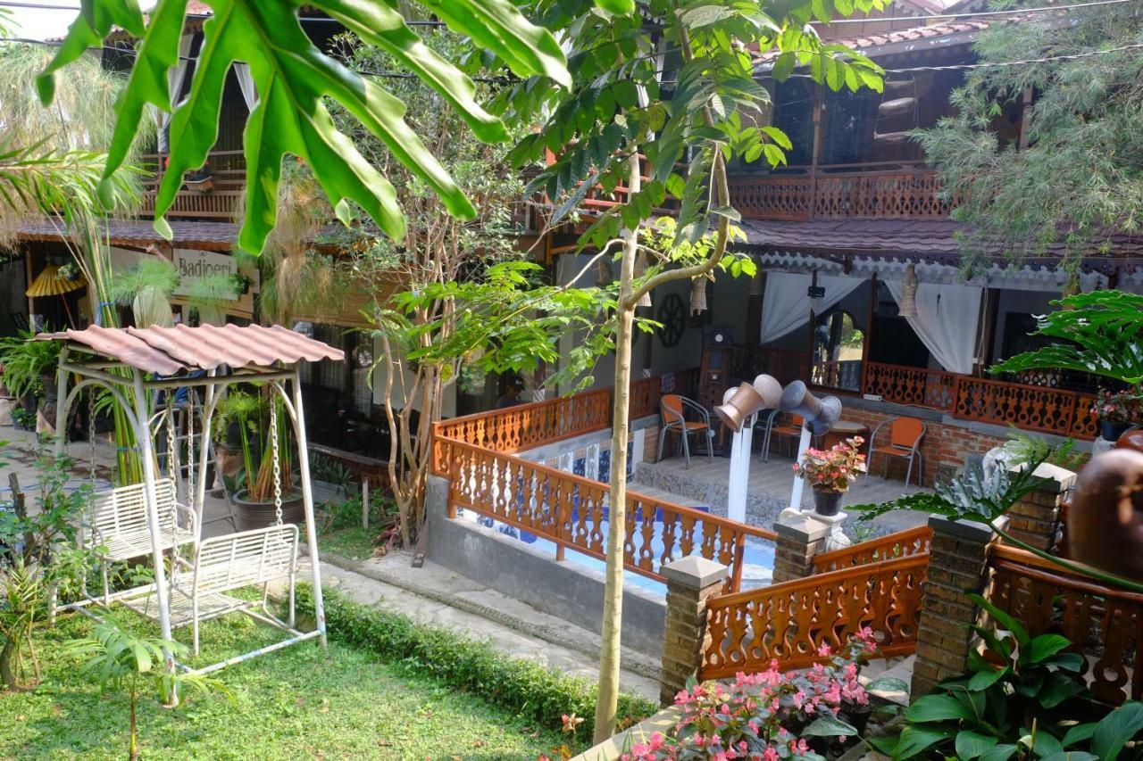 Badjoeri Ethnic Wooden Homestay باندونج المظهر الخارجي الصورة